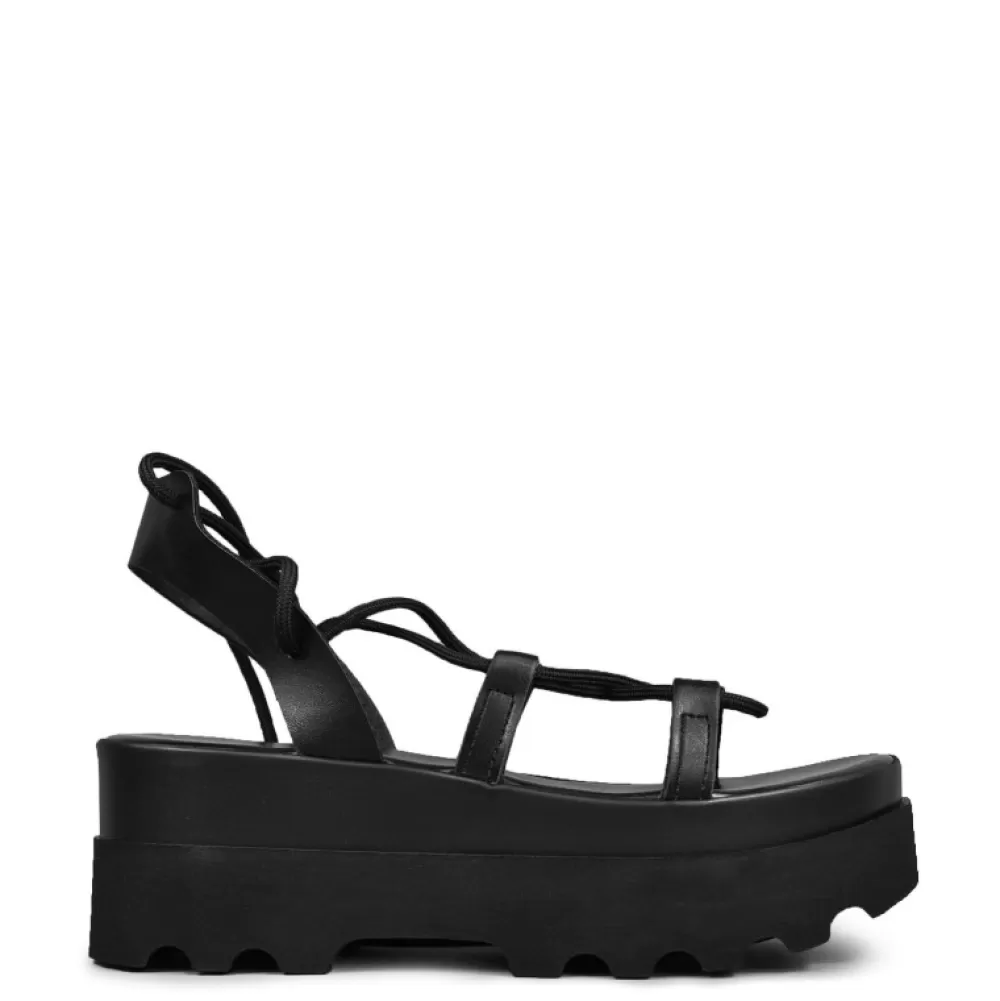 ALTERCORE Sandals< Sue Black Sandals