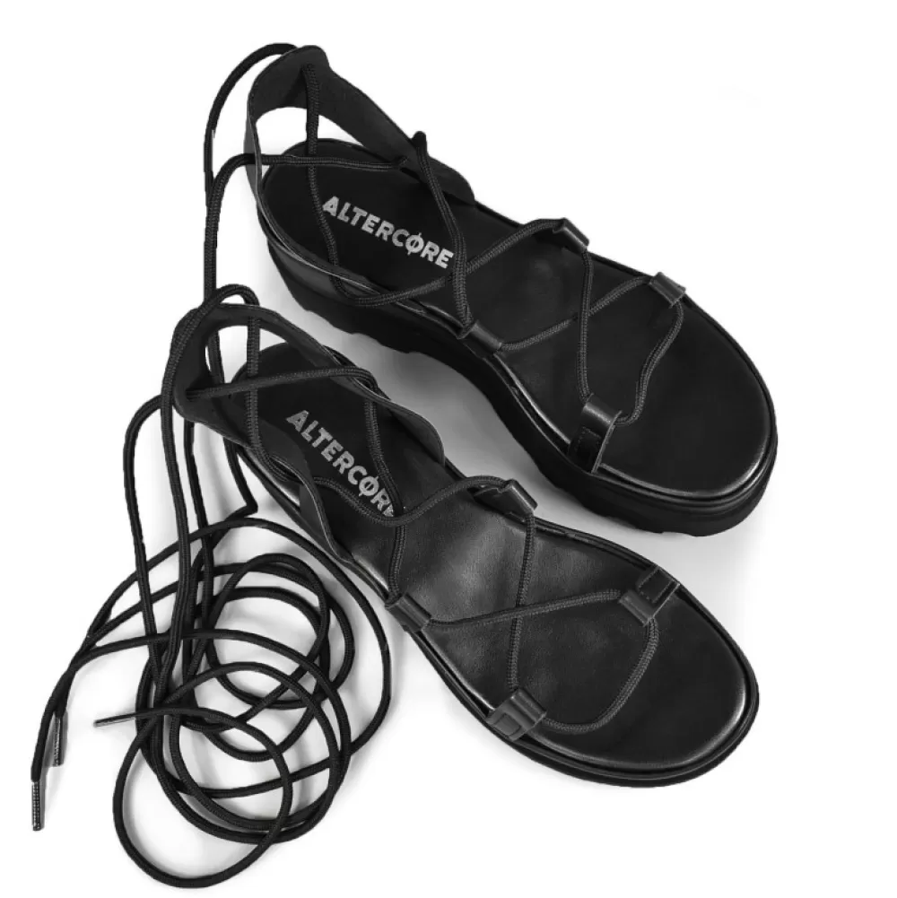 ALTERCORE Sandals< Sue Black Sandals