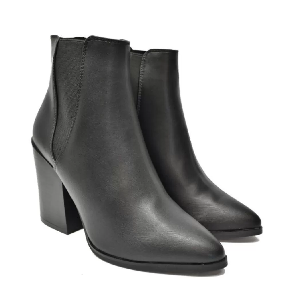 Truffle Collection Ankle Boots< Betty 5 Black